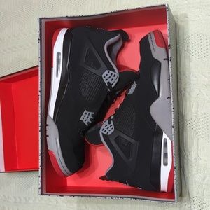 Air Jordan 4 Retro 2019 "BRED" Size 12